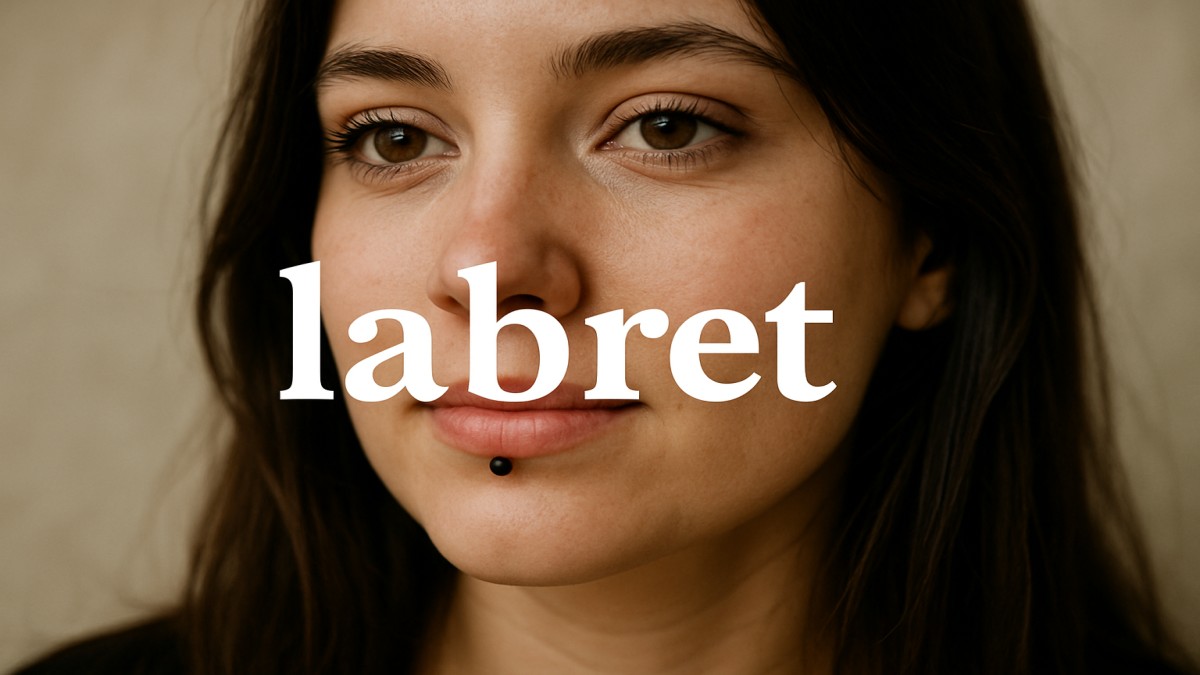 The Ultimate Guide to Labret Piercings: Style, Care, and Culture 41 Labret